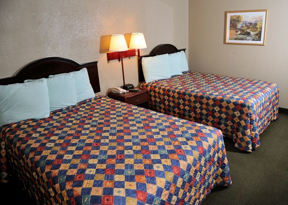 Continental Inn - تشارلوت الغرفة الصورة